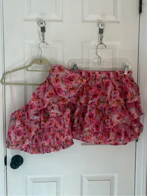 Endless Rose Two Piece Ruffle Skirt and One Shoulder Top Floral Set thumbnail 2