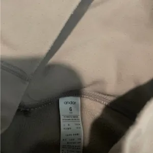 High-Rise Women's Leggings in Dusty Mauve thumbnail 2
