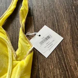 Bikini Lovers in Gige Giallo Bikini Gold thumbnail 5