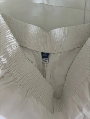 Old Navy Linen Shorts thumbnail 3