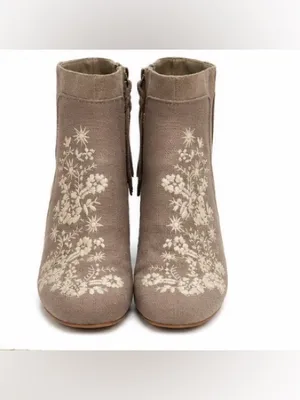 Tom’s Embroidered Floral Ankle Booties Taupe Suede Canvas Block Heel Size 9 thumbnail 2