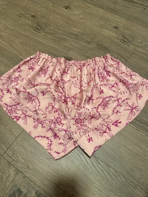 Free People Pink Bow & Vine Print Elastic shorts size small these run larger thumbnail 3