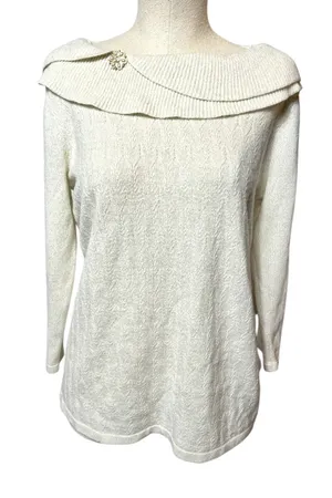 Briggs New York Women’s Drop Shoulder Pearl Pendant Sweater thumbnail 1