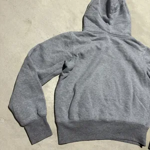 Vintage Y2K Abercrombie and Fitch 1892 Women's SZ L Crop Gray Hoodie Sweatshirt thumbnail 8