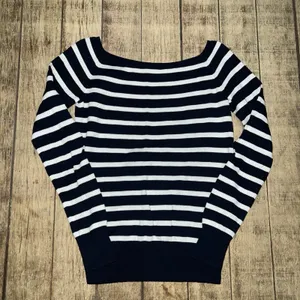 Brandy Melville Women's Navy and Blue Sweater thumbnail 1
