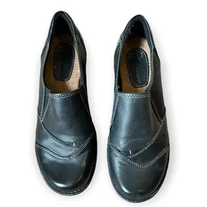 Earth Origins Black Leather “Victoria” Loafer thumbnail 10