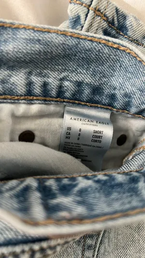 American Eagle high rise 90s boyfriend washed jeans thumbnail 3
