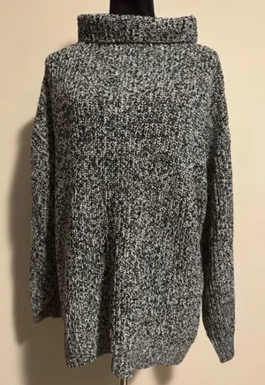 NWT American Rag Black and White Knit Funnel Neck Pullover size large thumbnail 1