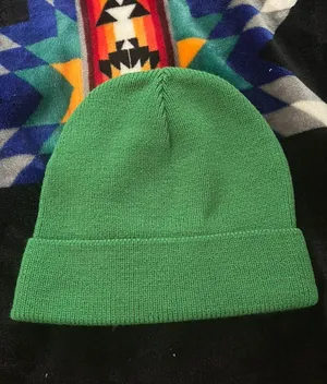 Beanie thumbnail 2