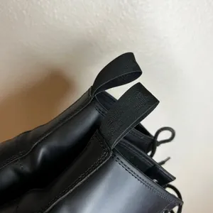 Dr. Martens 1460 Mono black smooth leather lace up boots Ladies 10 men 9 UNISEX thumbnail 3