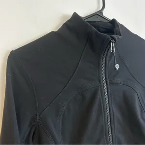 Lululemon Black Forme High Neck Zip Up Jacket w/ Thumb Holes Size 6 thumbnail 5