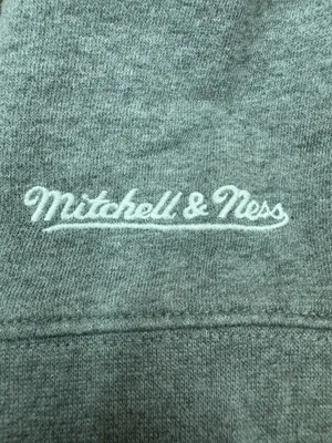 Mitchell & Ness Washington Redskins Grey Cropped Crewneck Sweatshirt Size Large thumbnail 3