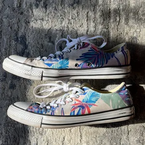 CONVERSE All Star Tropical Floral Print Sneakers Men’s 9 Women’s 11 thumbnail 6
