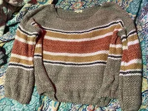 sweater  thumbnail 1