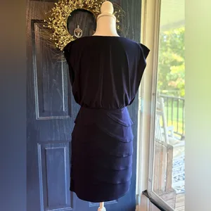 $125 LAUNDRY BY SHELLI SEGAL Navy Blue Tulip Tiered Sleeveless Cocktail Dress 4 thumbnail 5