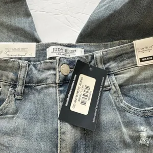 NWT Judy Blue mid rise‎ distressed skinny jeans size 30 thumbnail 3