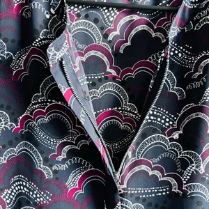 Express Women’s Top Size Large Navy Blue Geometric Pattern 3/4 Sleeve Blouse thumbnail 5
