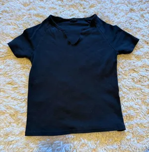 Brandy Melville Black Short Sleeve Knit Top thumbnail 1