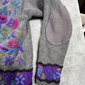VTG L.L. Bean Womens M 100% Wool Cardigan Sweater Embroidered Elbow Patches 80's thumbnail 7