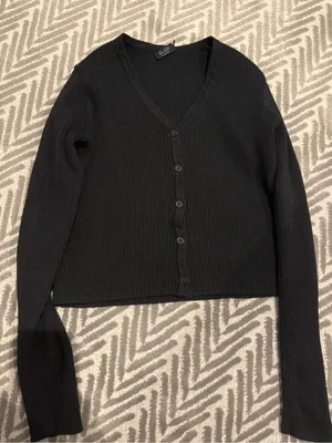 Brandy Melville Black Ribbed V-Neck Button-Front Cardigan thumbnail 3