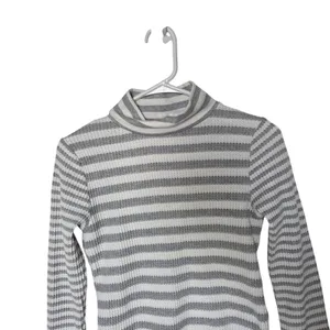 Aerie Gray Striped Long Sleeve Waffle Knit Turtleneck Pullover Crop Top Medium thumbnail 4