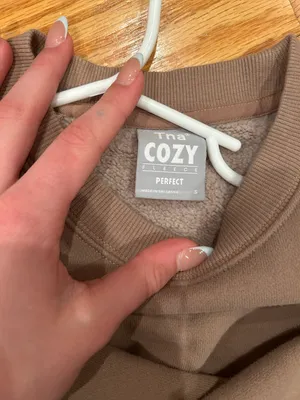 Aritzia TNA Crewneck thumbnail 3