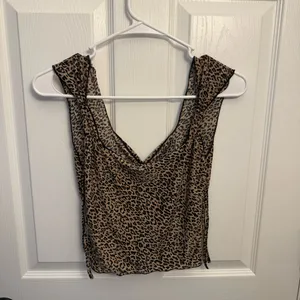 SheIn Leopard Print Mesh Ruched Sleeveless Top thumbnail 2