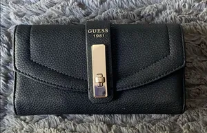 Guess wallet thumbnail 1