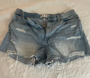 Denim daze shorts thumbnail 1