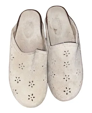 J. Crew Cream Suede Shoes Size 6 M thumbnail 1