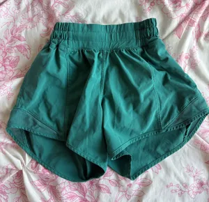 Lululemon Hotty Hot Low Rise Short 4" thumbnail 1