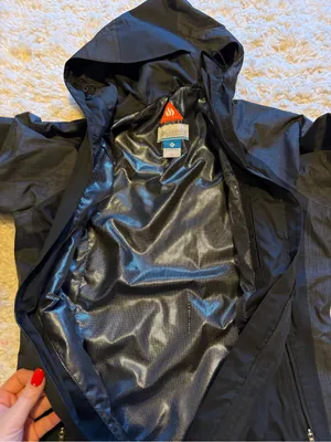 Columbia Women's Black Hooded Rain Jacket thumbnail 5