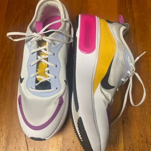 Nike DIA Air Max White and Multi Women's Sneakers thumbnail 2
