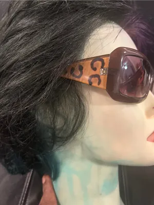 Oversized Brown Gradient Sunglasses and 1.50 Readers thumbnail 8