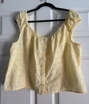 Gap Eyelet Blouse thumbnail 1