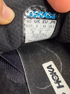 Hoka Clifton 9 Women's Sneakers - Size 9.5 thumbnail 8