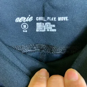 AERIE Capri Chill.Play.Move. legging stretch Pants Black Medium thumbnail 9