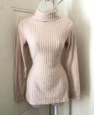 Cream and tan turtle neck fitted sweater long sleeve sweater side slit Measurement in pics thumbnail 1