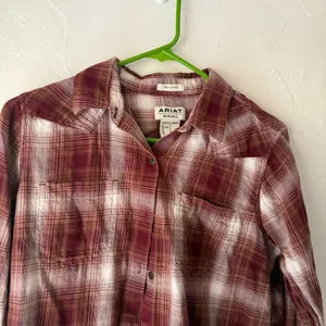 Ariat Real Western Burgundy White Plaid Relaxed Fit Cotton‎ Long Sleeve Shirt S thumbnail 2