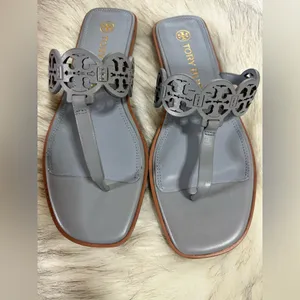 NIB Tory Burch Tiny Miller Leather Medallion Sandals In Cloud Blue $248 MSRP thumbnail 7