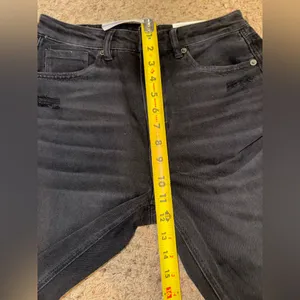 NWT American Eagle Outfitters Mom Straight Black Jeans size 6 thumbnail 4