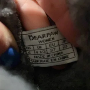 Bearpaw Women's Isabella‎ Snow winter Boots- size 6. Grey thumbnail 7