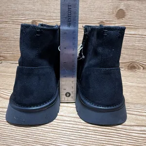 Black Ankle Boots Women Sz 6 Faux Suede Memory Foam Lined Winter Snow Warm‎ Zip thumbnail 4