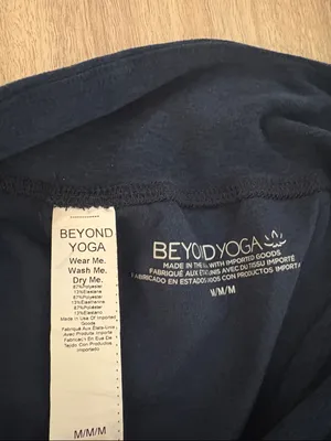 Beyond Yoga Spacedye Everyday Pants Women’s Size Medium Navy Blue thumbnail 6