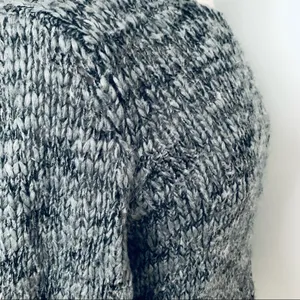 OC Gray Wool Knit Pullover Sweater Open Back Size L Size L thumbnail 6