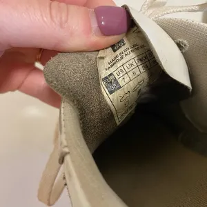 Veja V-10 Sneakers white and black women’s size 7‎ thumbnail 4