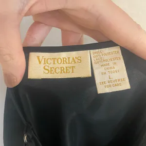 VTG Victoria's Secret Gold Label Lace Slip Midi Dress Womens Sz Large Goth LBD thumbnail 5