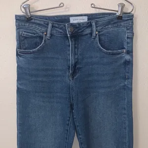 Risen Jeans Relaxed High Waist Stretch Jeans 7/28 thumbnail 2