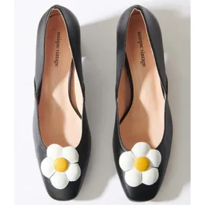 Unique Vintage Black Daisy Applique Block Heel Square Toe‎ Pumps Shoes thumbnail 2
