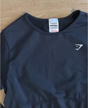 Gymshark Women’s Black Crop Too Medium thumbnail 1